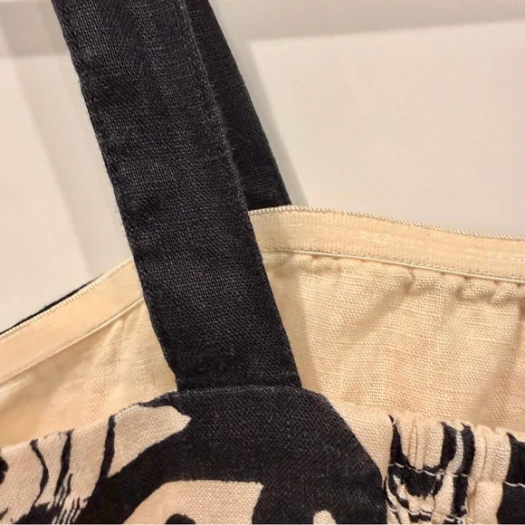 NWT Magaschoni Abstract Cream and Black Crop Top 100% linen SMALL - Picture 6 of 9